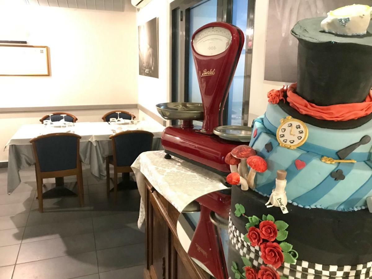 Taverna Napoleone San Lorenzo  Kültér fotó